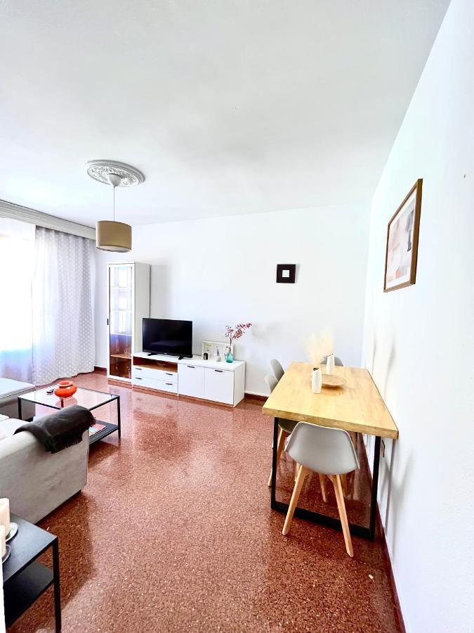 Vera Apartment, Acogedor Y Tranquilo En El Corazon De La Ciudad Antequera Bagian luar foto