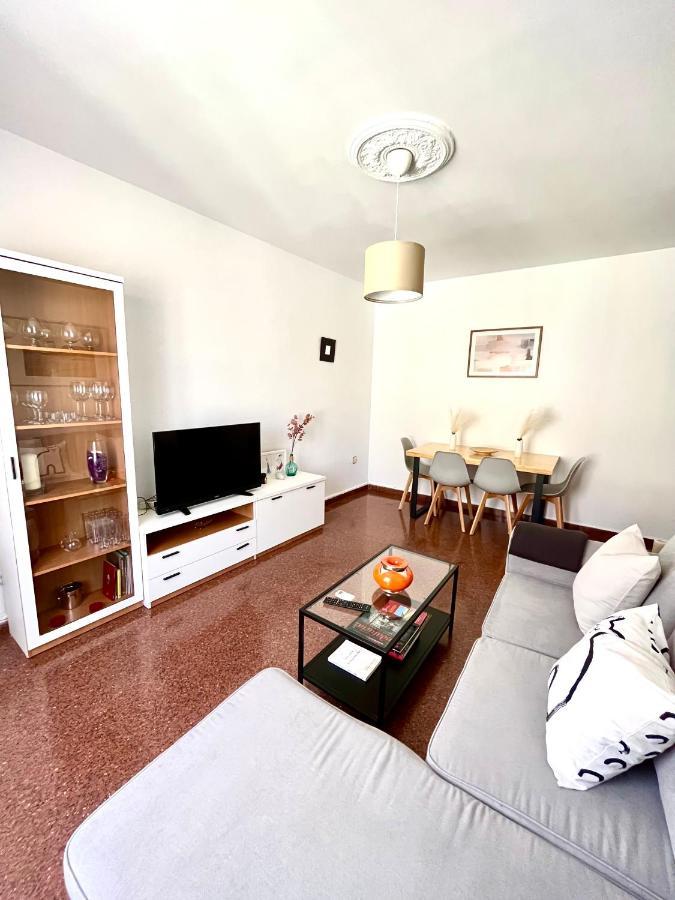 Vera Apartment, Acogedor Y Tranquilo En El Corazon De La Ciudad Antequera Bagian luar foto