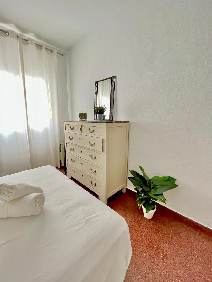Vera Apartment, Acogedor Y Tranquilo En El Corazon De La Ciudad Antequera Bagian luar foto